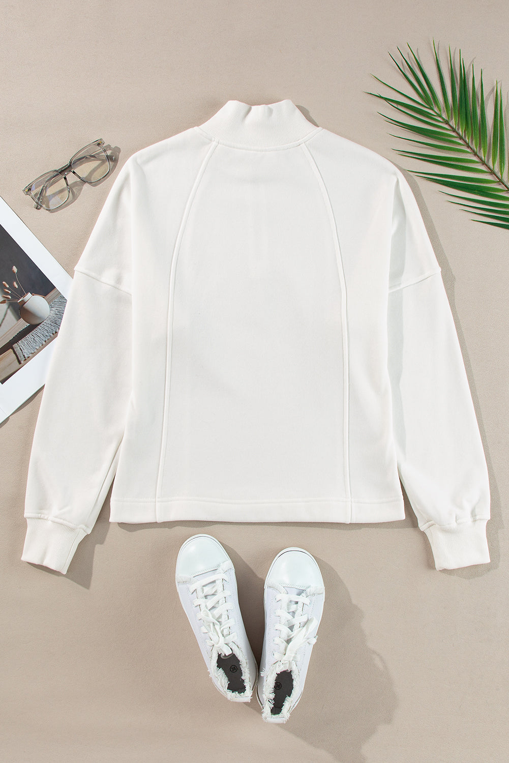 White Plain Sweatshirt