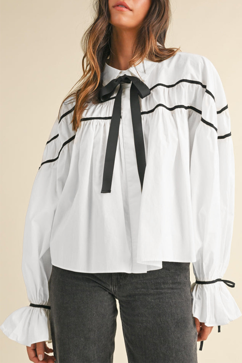 White Bowknot Long Sleeve Blouse