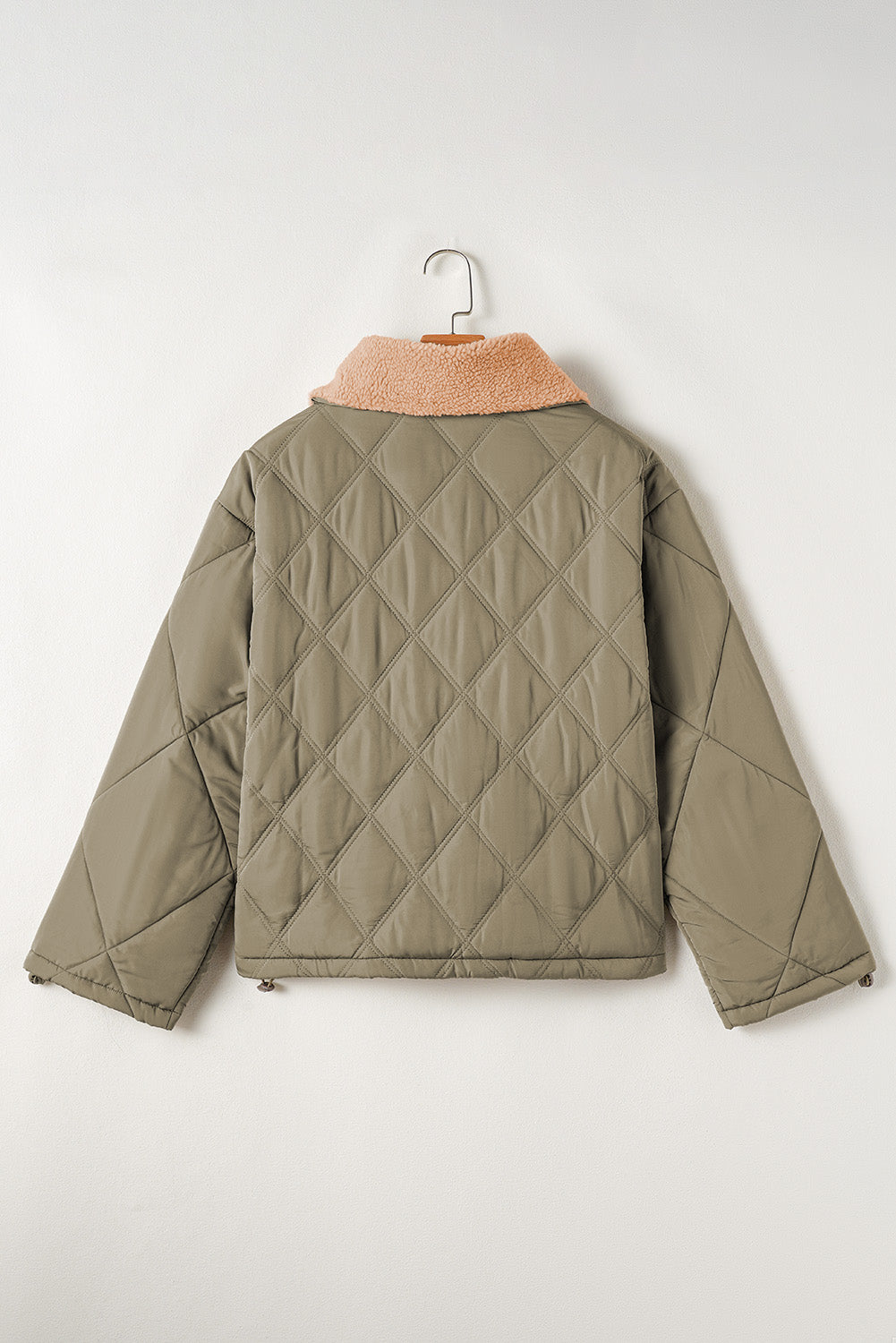 Plush Teddy Collar Jacket – Cozy, Quilted Design with Flap Pockets