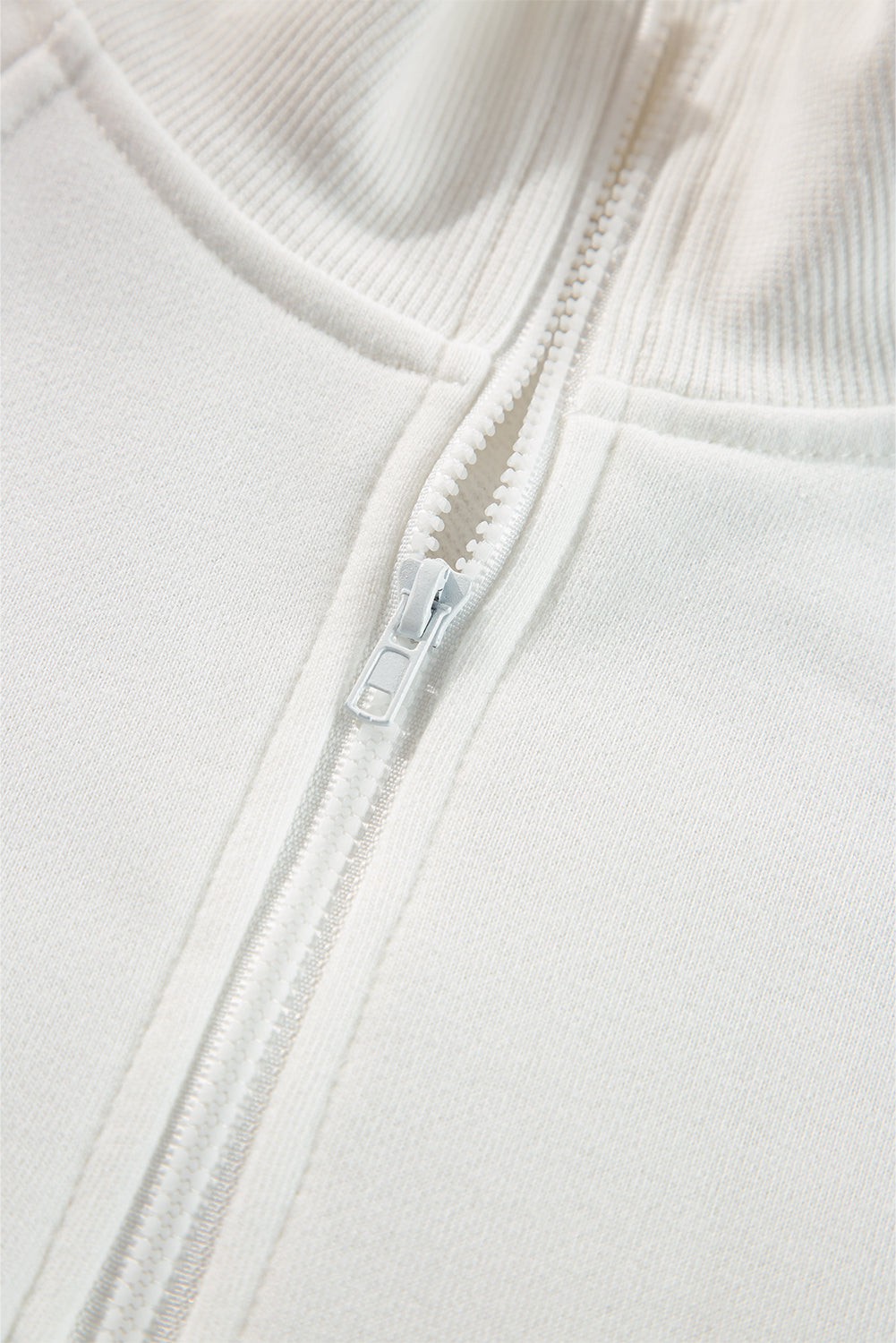 White Plain Sweatshirt