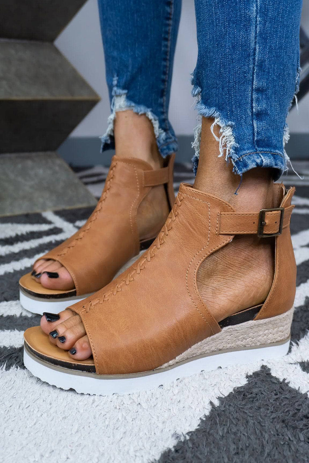 Buckle Strap Platform Sandals