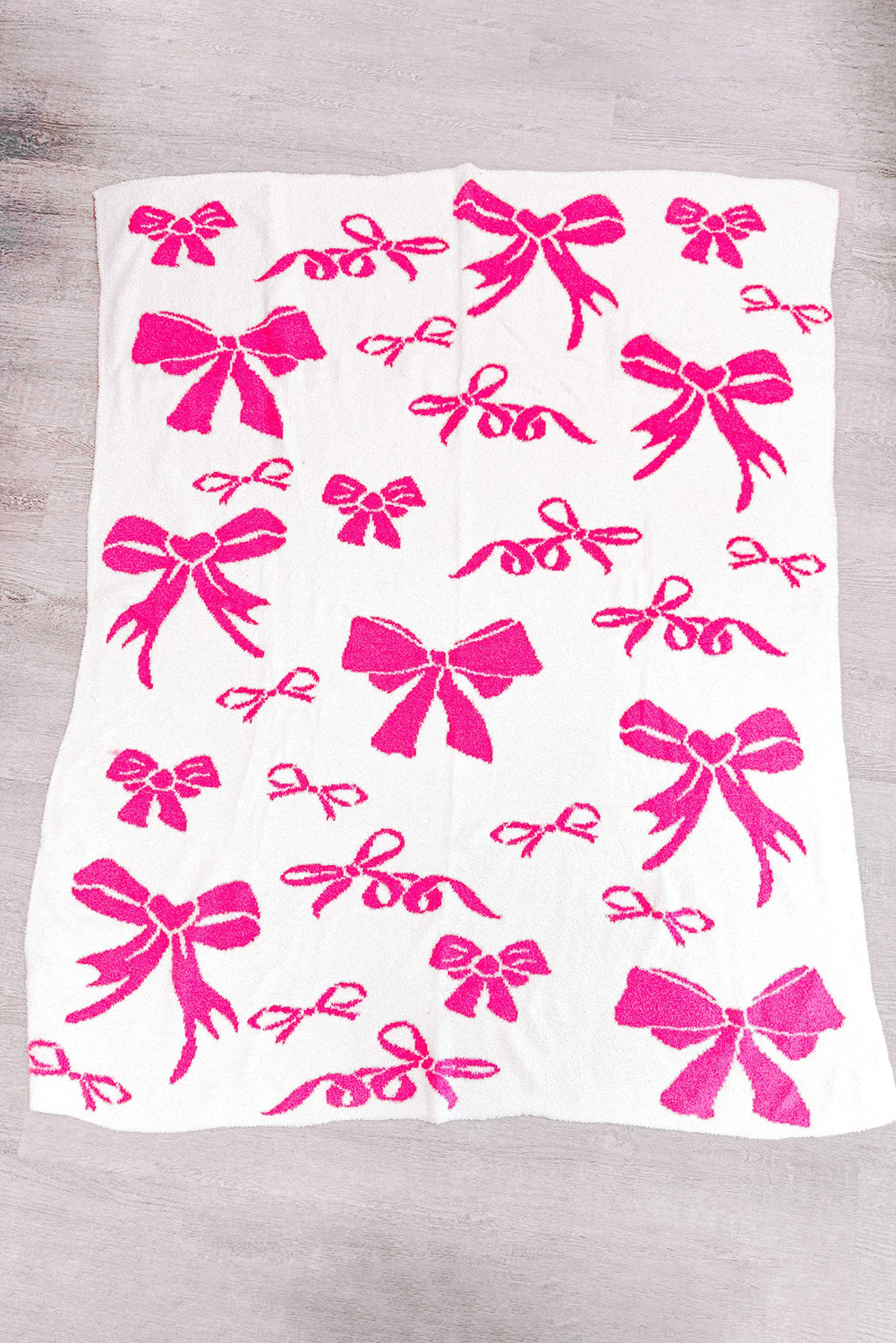 Rose Bow Printed Cozy Throw Blanket